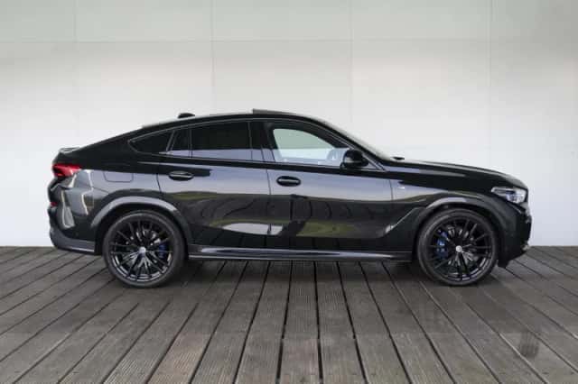 BMW X6 (2022) thumbnail 4