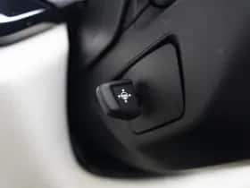 BMW X6 (2022) thumbnail 32