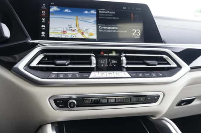 BMW X6 (2022) thumbnail 39