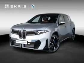 BMW iX3 (2026) thumbnail 1
