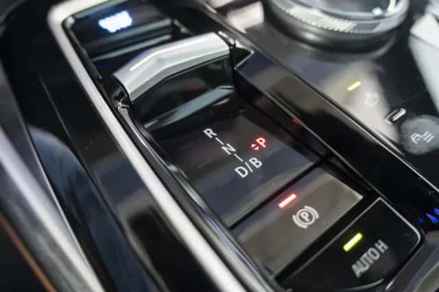 BMW i7 (2026) thumbnail 12