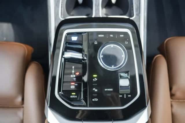 BMW i7 (2026) thumbnail 20