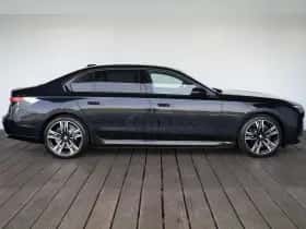 BMW i7 (2026) thumbnail 4