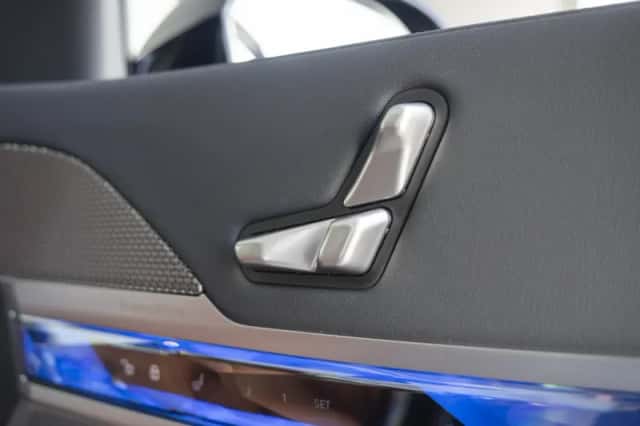 BMW i7 (2026) thumbnail 78