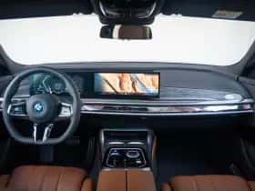 BMW i7 (2026) thumbnail 9