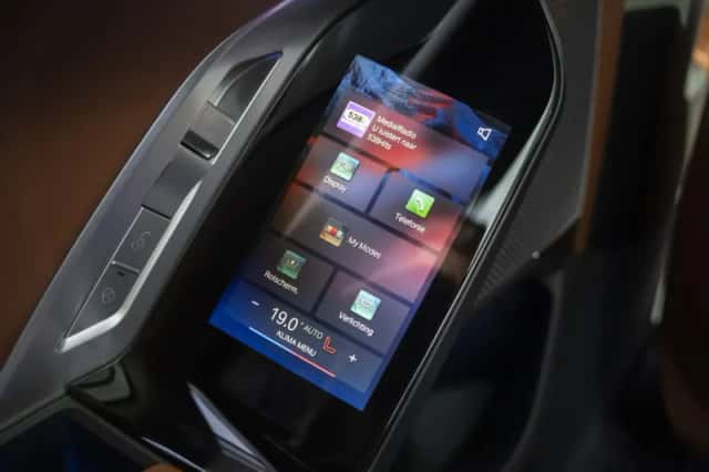 BMW i7 (2026) thumbnail 82