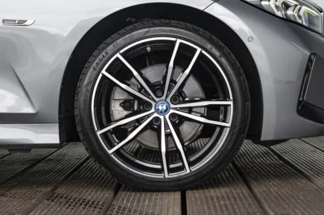 BMW 3-Serie (2023) thumbnail 6