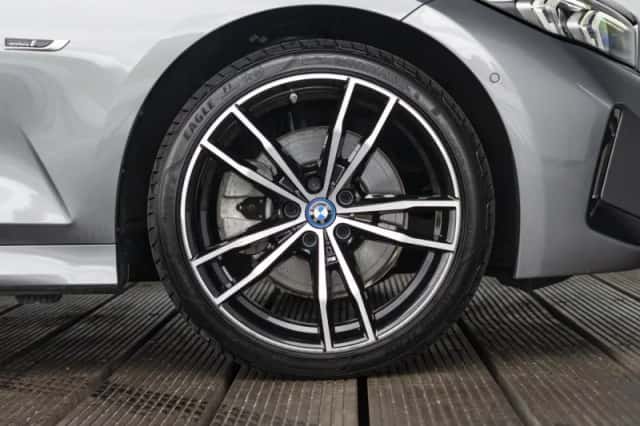 BMW 3-Serie (2023) thumbnail 6