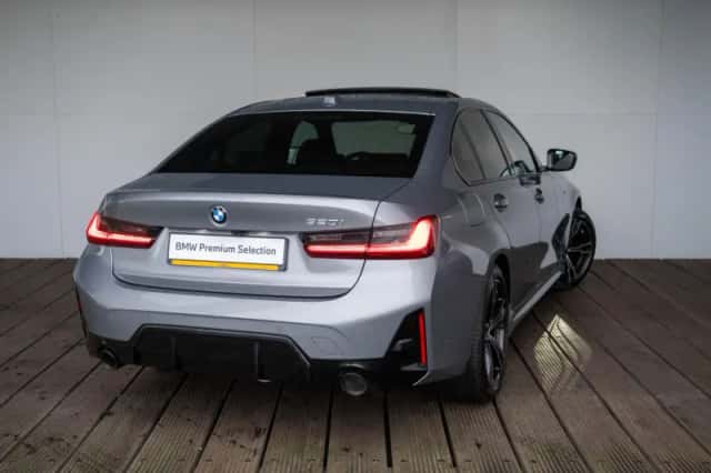 BMW 3-Serie (2025) thumbnail 2