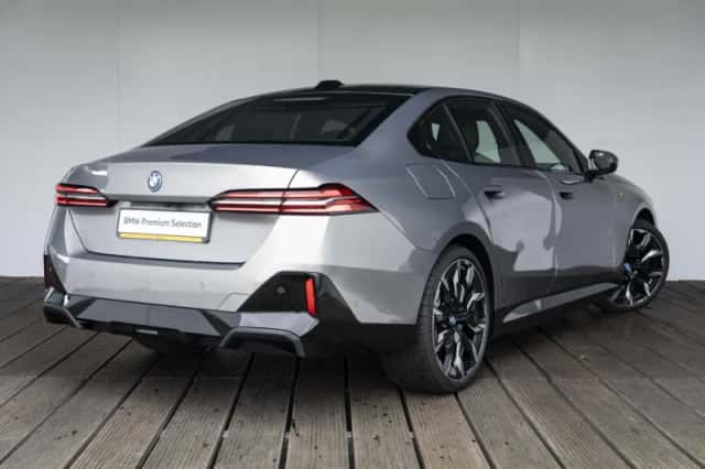 BMW 5-Serie (2025) thumbnail 2