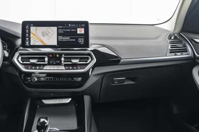 BMW X3 (2022) thumbnail 12