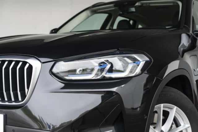 BMW X3 (2022) thumbnail 15