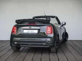 MINI Cabrio (2023) thumbnail 2