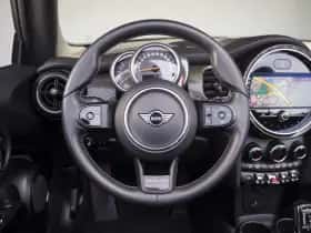 MINI Cabrio (2023) thumbnail 12
