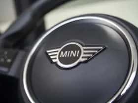 MINI Cabrio (2023) thumbnail 28
