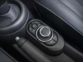 MINI Cabrio (2023) thumbnail 40