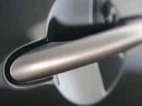 MINI Cabrio (2023) thumbnail 55