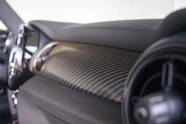 MINI Cabrio (2023) thumbnail 58