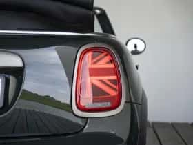 MINI Cabrio (2023) thumbnail 65