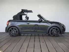 MINI Cabrio (2023) thumbnail 8