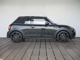 MINI Cabrio (2023) thumbnail 9
