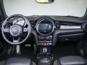 MINI Cabrio (2023) thumbnail 3