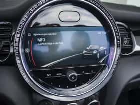 MINI Cabrio (2023) thumbnail 24