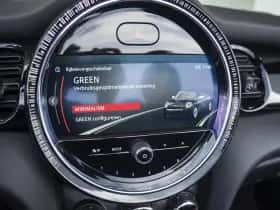 MINI Cabrio (2023) thumbnail 25