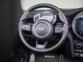 MINI Cabrio (2023) thumbnail 30