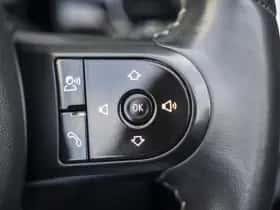 MINI Cabrio (2023) thumbnail 32