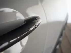 MINI Cabrio (2023) thumbnail 48