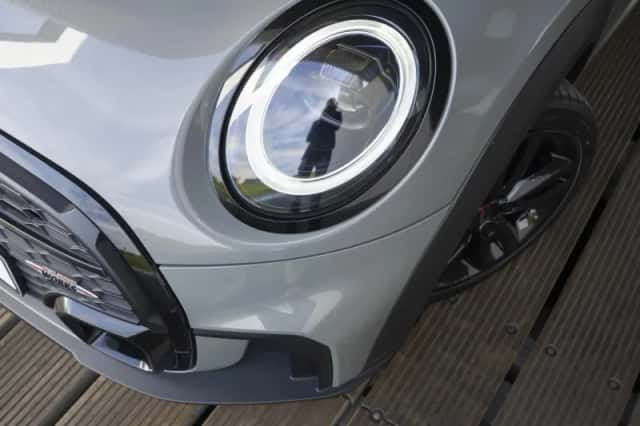 MINI Cabrio (2023) thumbnail 50