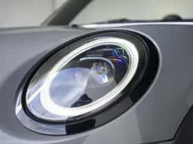 MINI Cabrio (2023) thumbnail 51