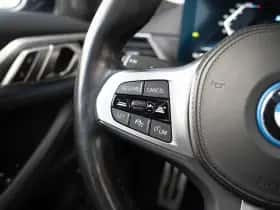 BMW i4 (2023) thumbnail 25