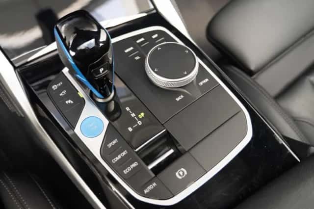 BMW i4 (2023) thumbnail 28
