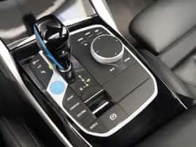 BMW i4 (2023) thumbnail 28