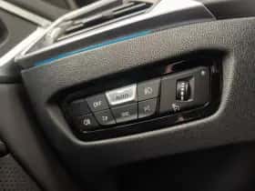 BMW i4 (2023) thumbnail 31