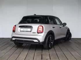 MINI 5-deurs (2022) thumbnail 2
