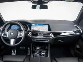 BMW X5 (2020) thumbnail 9