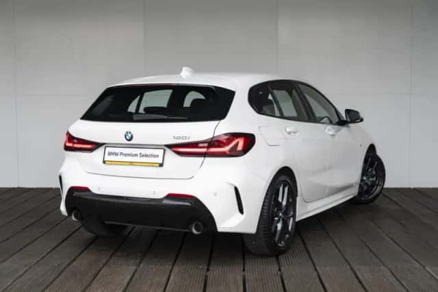 BMW 1-Serie (2023) thumbnail 2