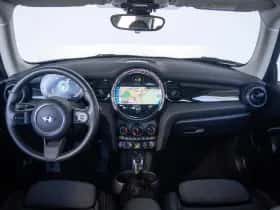 MINI Electric (2022) thumbnail 3
