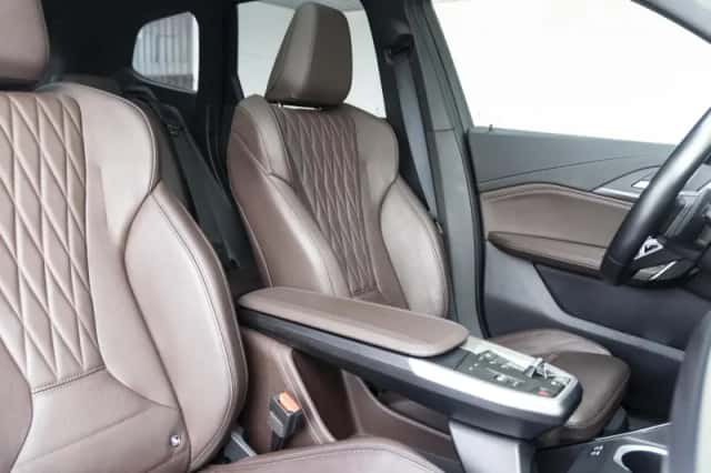 BMW X1 (2022) thumbnail 4