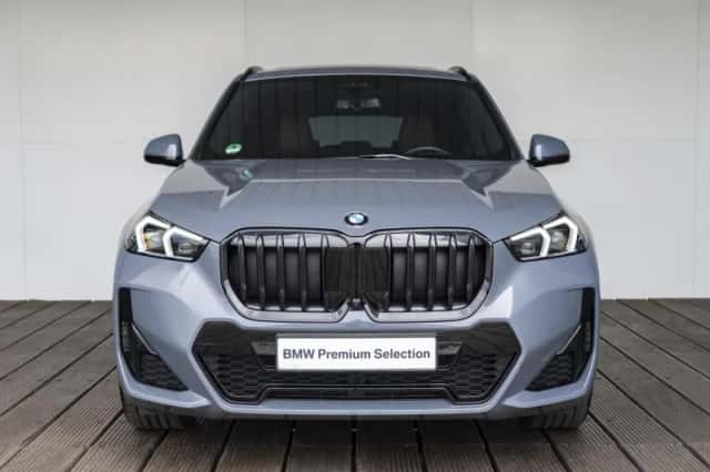 BMW X1 (2022) thumbnail 6