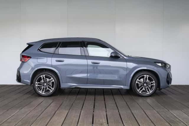 BMW X1 (2022) thumbnail 7