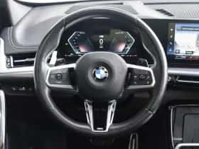 BMW X1 (2022) thumbnail 10