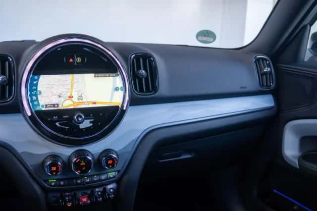 MINI Countryman (2022) thumbnail 11
