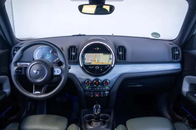 MINI Countryman (2022) thumbnail 3