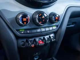 MINI Countryman (2022) thumbnail 25