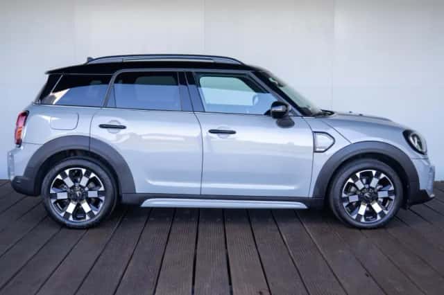 MINI Countryman (2022) thumbnail 7