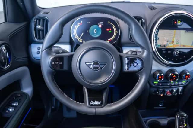 MINI Countryman (2022) thumbnail 9
